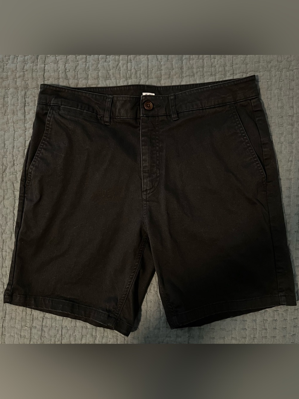 Katin Men's Black Flat-Front Chino Shorts (Size 32)